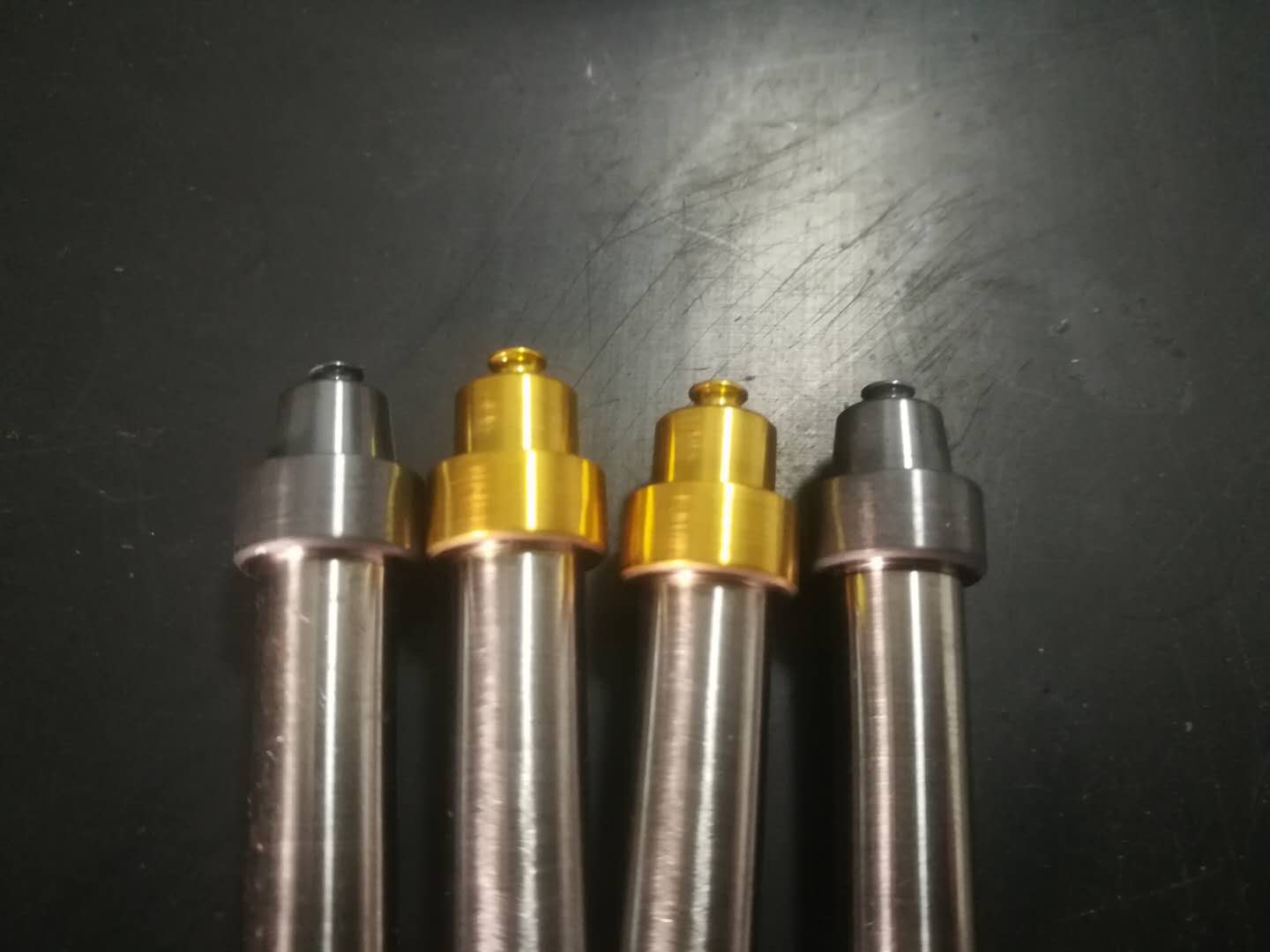 �����{���մ�Ϳ��